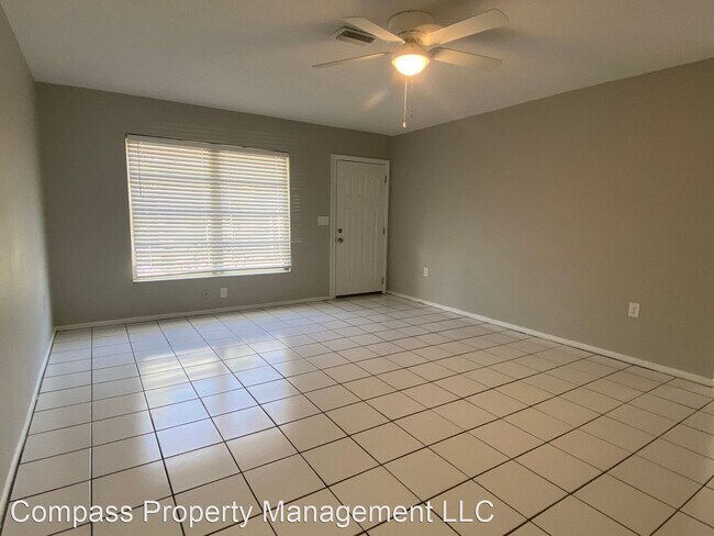 Building Photo - 2 br, 1 bath House - 625 Old Englewood Rd #7