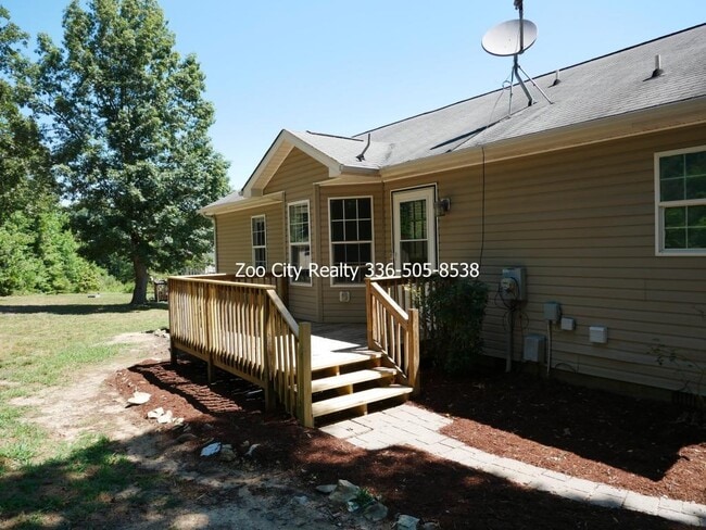 Building Photo - 2576 Cordie Dr