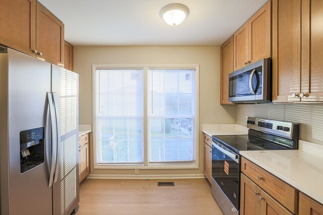 Foto del edificio - Rosedale 3BR 1/5 Bath now Available!!