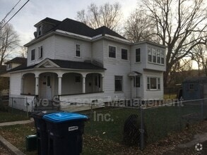 Building Photo - 7 Champlain Pl