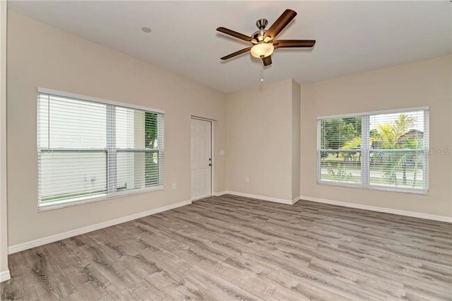 Foto del edificio - 1301 Taylor St