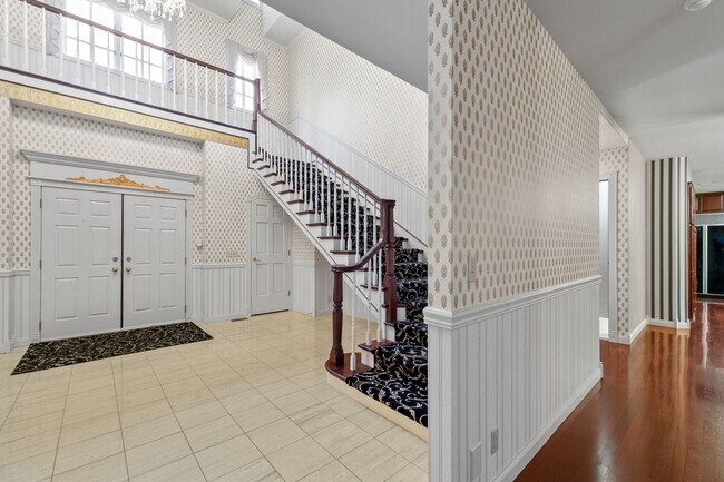 Foto del edificio - "Experience Luxury Living: Expansive 4-Bedroom Retreat Estate with Scenic Views and Elegant Finis...