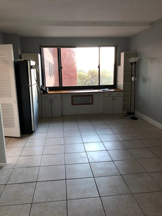 Foto del edificio - 1021 Arlington Blvd