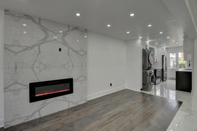 Photo du bâtiment - 8807 Rue Verville