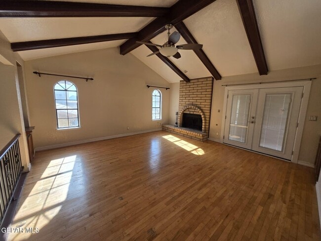 Foto del edificio - 4759 Excalibur Dr