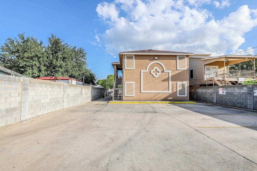 Primary Photo - 205 W San Carlos St