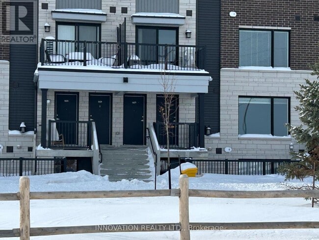 Building Photo - 1625 Creekway Private