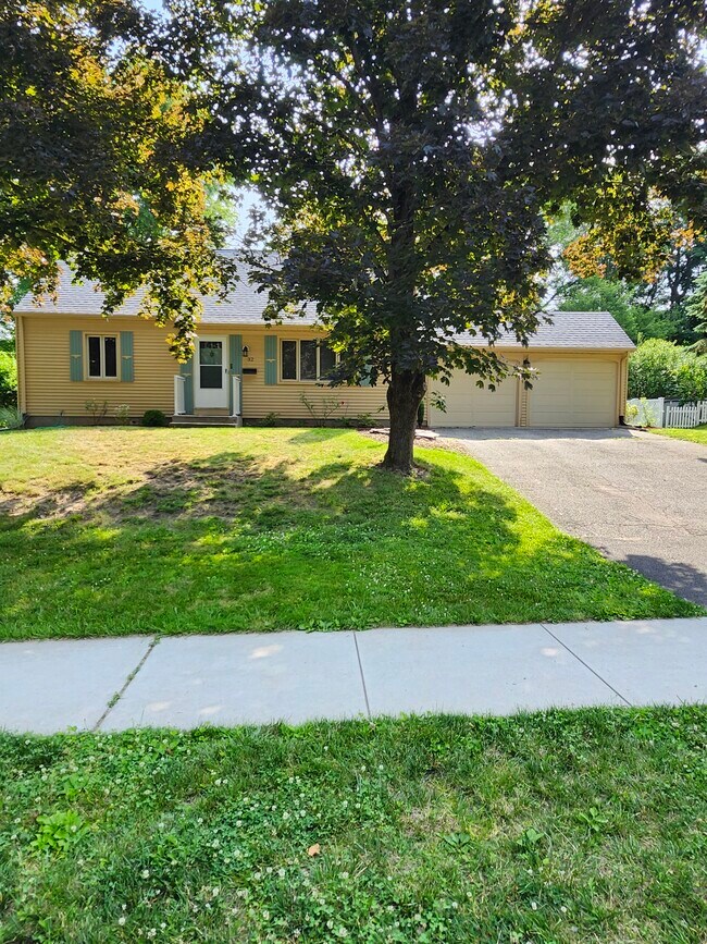 Foto del edificio - 32 St James Ave