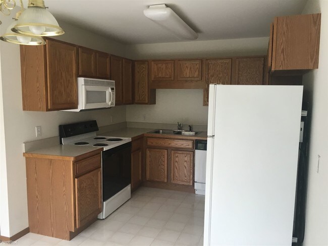 Foto del edificio - 3 br, 1.5 bath Duplex - 2402 Morning Dawn Dr