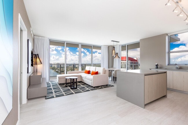 Foto del edificio - 2721 Hallandale Beach Blvd