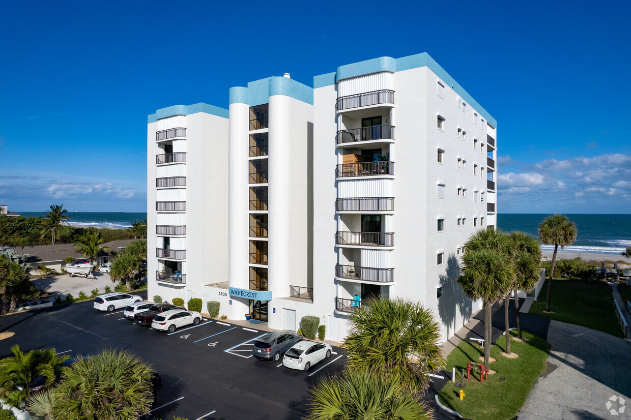 Primary Photo - Cocoa Cabanas