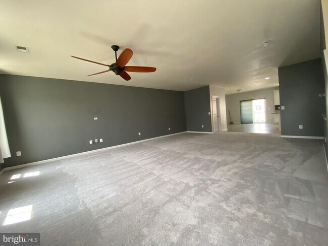 Building Photo - 14816 Mason Creek Cir