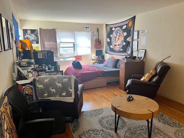 303-Living Area - Greenview Apartments