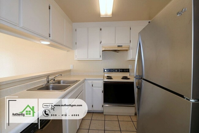 Building Photo - 5385 Vly Rdg Dr