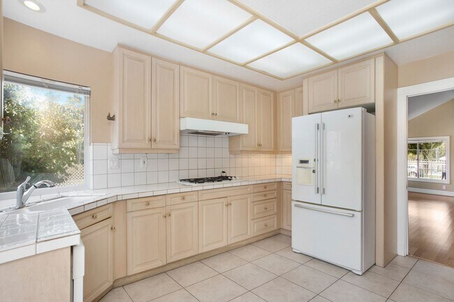 Foto del edificio - Highly desirable 2/2 Single-Level Village Laguna Niguel Heights home for lease