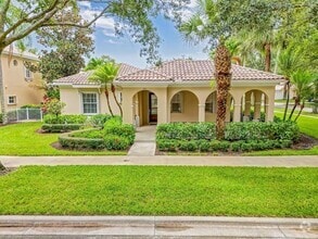 Building Photo - 121 Savona Dr