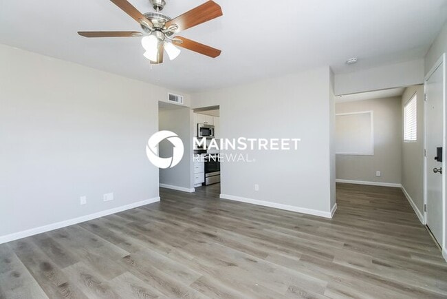 Building Photo - 3 Bedroom Pet-Friendly Home in Mesa, AZ wi...