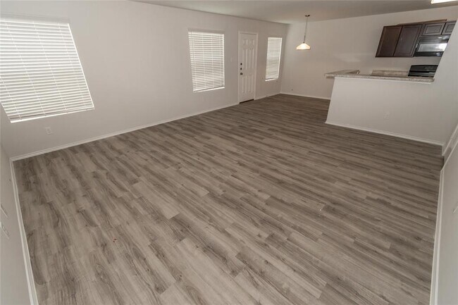 Building Photo - 17106 Andrew Nook Ln