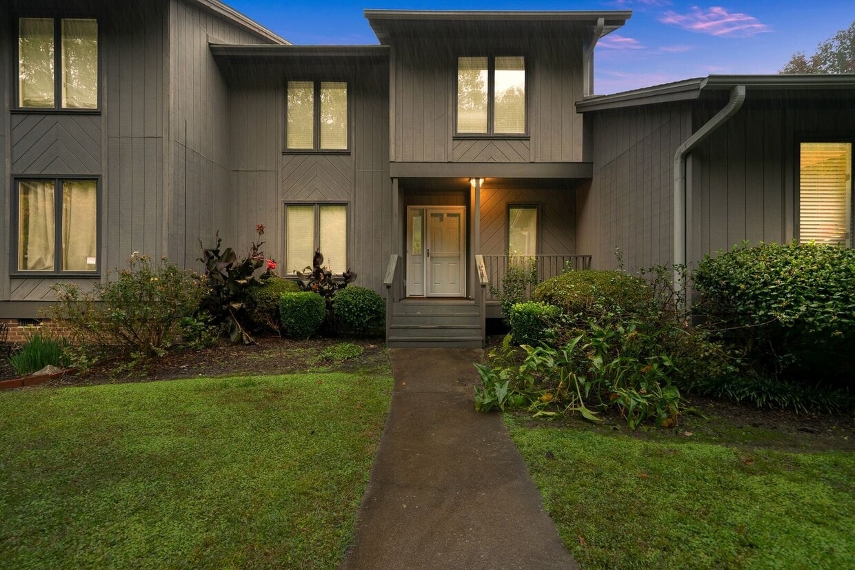 3 Bedroom, 2.5 Bath Condo on the Pebble Creek Golf Course - 3 Bedroom, 2.5 Bath Condo on the Pebble Creek Golf Course