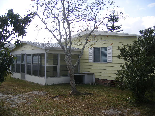 Building Photo - 1765 Mango St NE