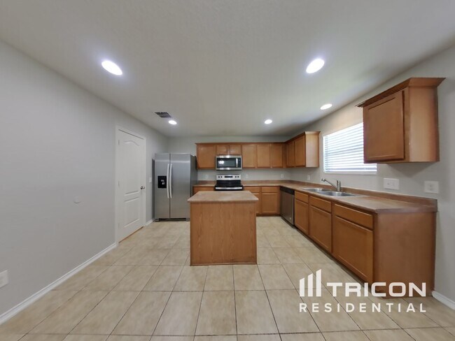 Foto del edificio - 6739 Foster Fields