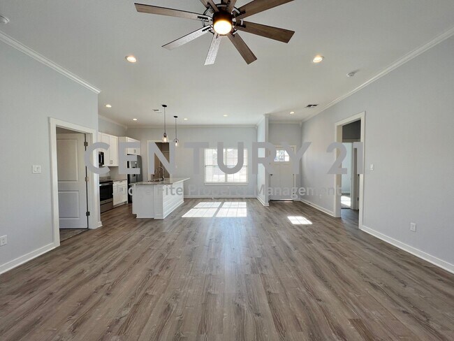 Foto del edificio - Modern 3/2/2 in Granbury Ready For Rent!