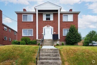 Building Photo - 2739 W North Bend Rd
