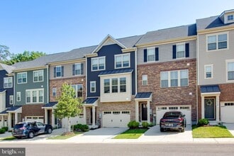 Building Photo - 3058 Bretons Ridge Way