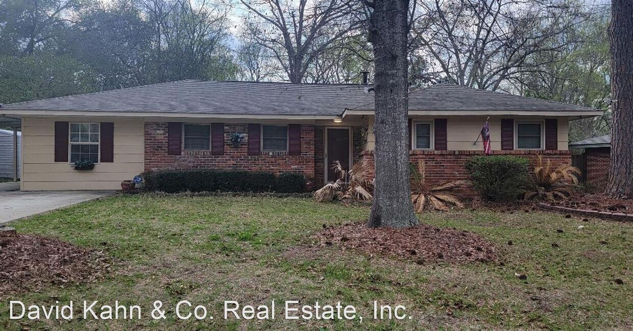 4 br, 3 bath House 1802 Hill Hedge Drive House Rental in Montgomery