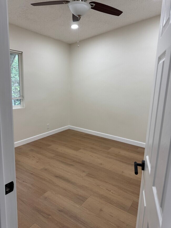 Foto del edificio - 2926 E Cade St