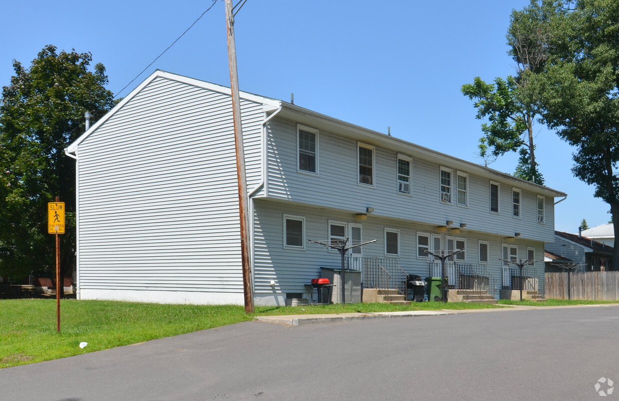 Building Photo - Maryvale Apartments