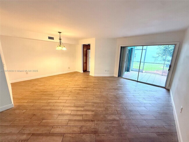 Foto del edificio - 2627 SE 20th Ct