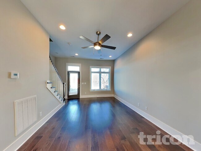 Building Photo - 6817 Charlotte Pike