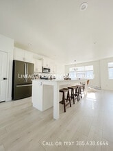 Building Photo - 543 S 1040 W