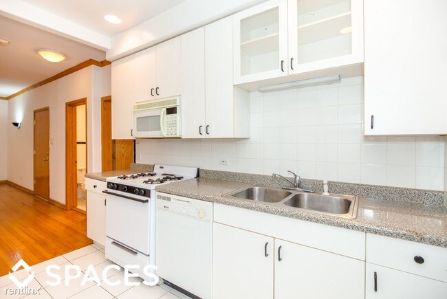 Foto del edificio - 642 W Buckingham Pl
