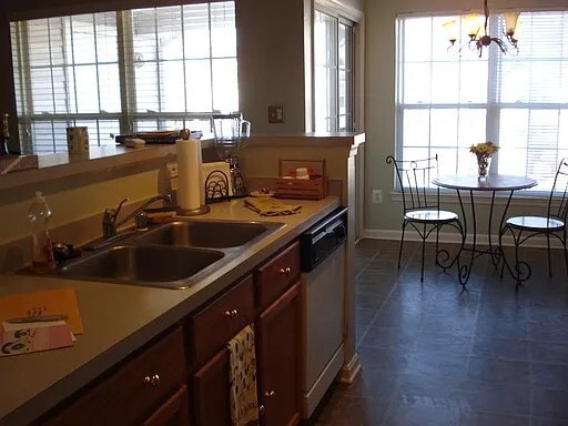 Kitchen - 2013 Governor Thomas Bladen Way