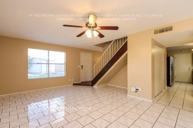 Building Photo - 1014 E Marco Polo Rd