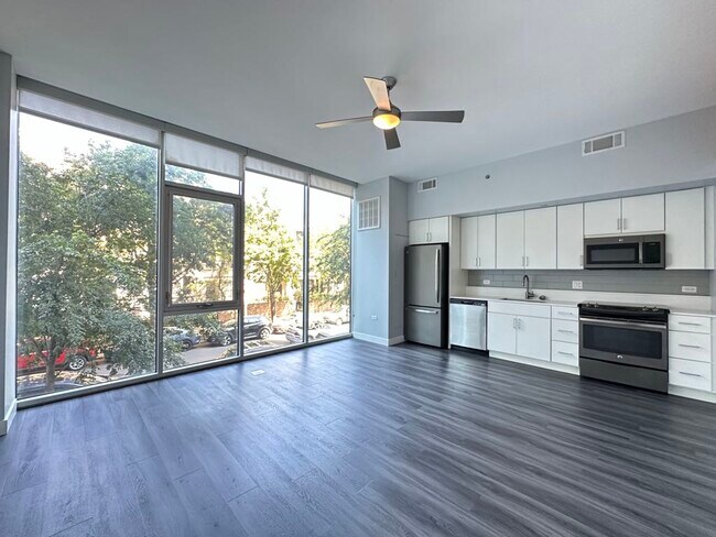 Foto del edificio - 4334 N Hazel St