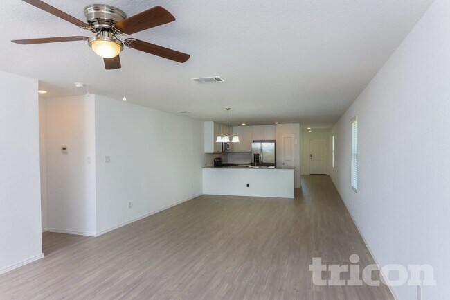 Foto del edificio - 10250 Devon Wheel St