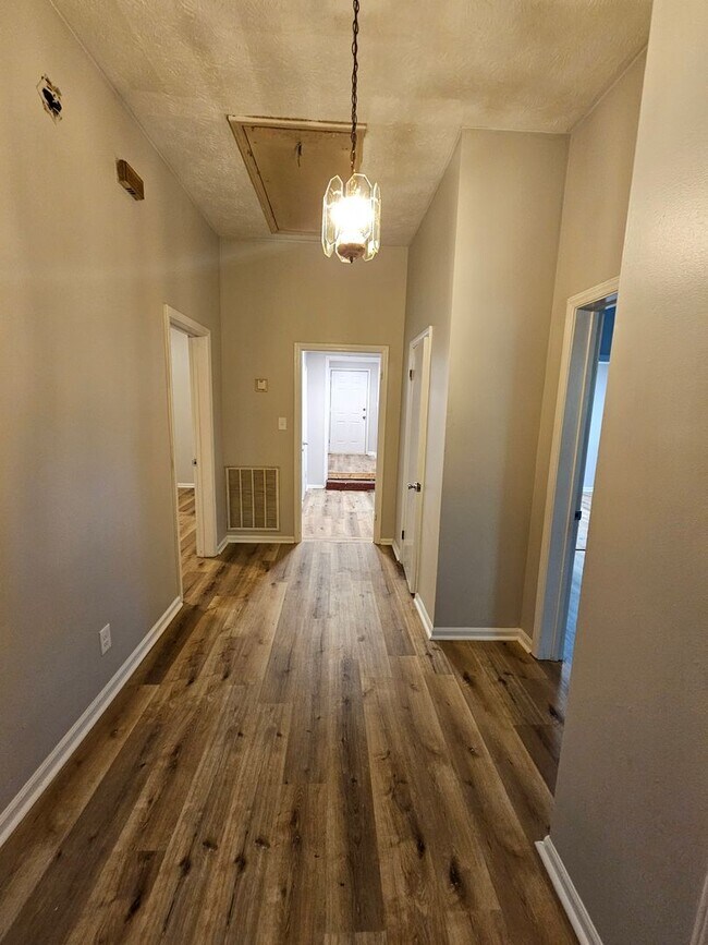 Foto del edificio - 3 Bedroom, 1 Bathroom- Home in South Rome!