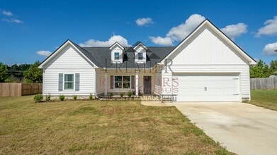 Building Photo - 13 Pebblebrook Ln