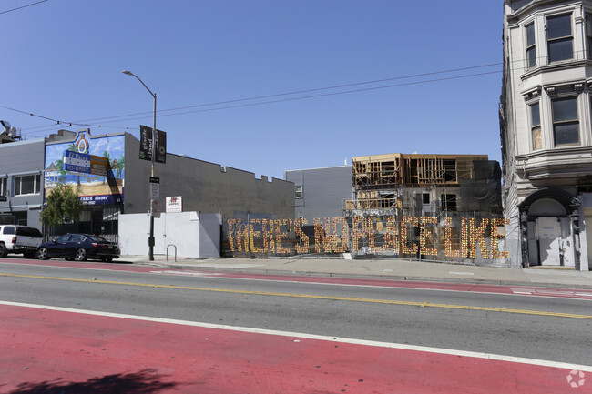 Building Photo - 3310-3316 Mission St