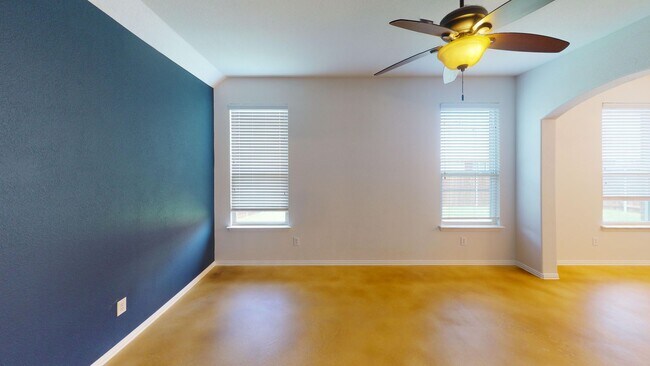 Foto del edificio - 3 bedroom/2 bath/2 Car Garage - Walking distance to Lake Lewisville