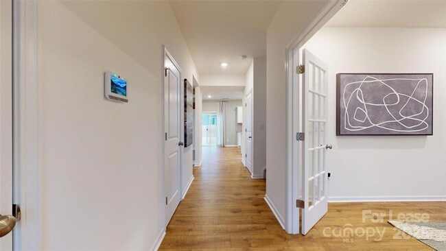 Building Photo - 2888 Yeager Dr NW