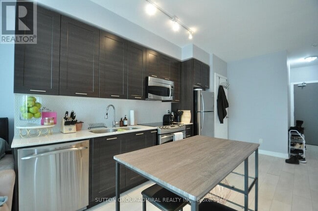 Photo du bâtiment - 169 Fort York Blvd