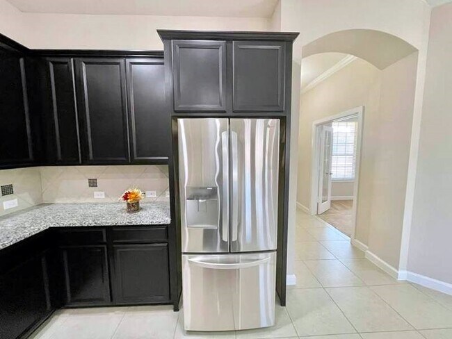 Foto del edificio - 19642 Travis Cannon Ln