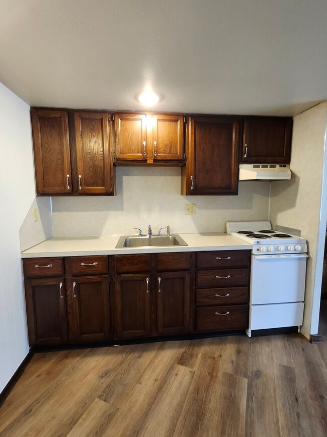 Building Photo - Sonstra