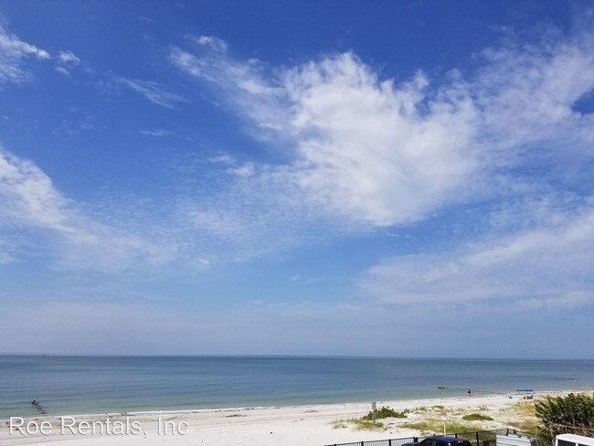 Building Photo - 2 br, 2 bath  - 14900 GULF BLVD UNIT 111