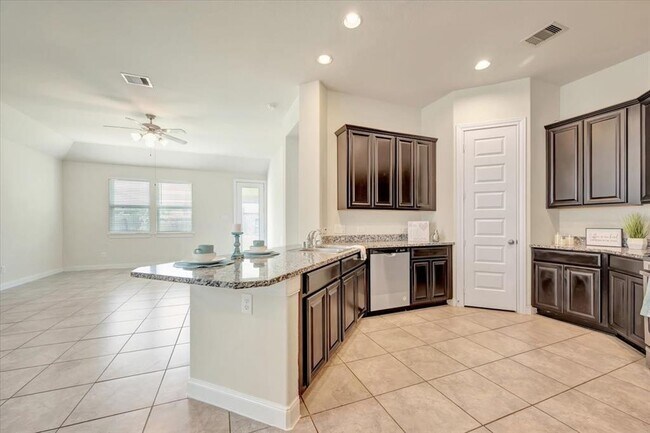 Building Photo - 12615 Hartford Bluff Ct