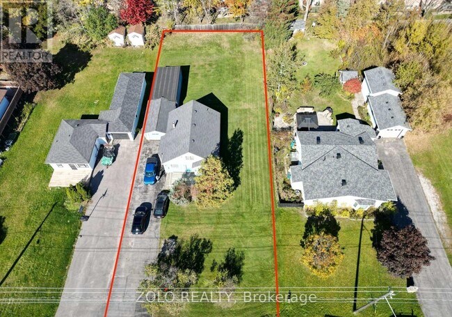 Photo du bâtiment - 334 Little Ave